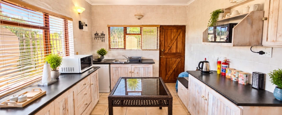 6 Bedroom Property for Sale in Franskraal Western Cape